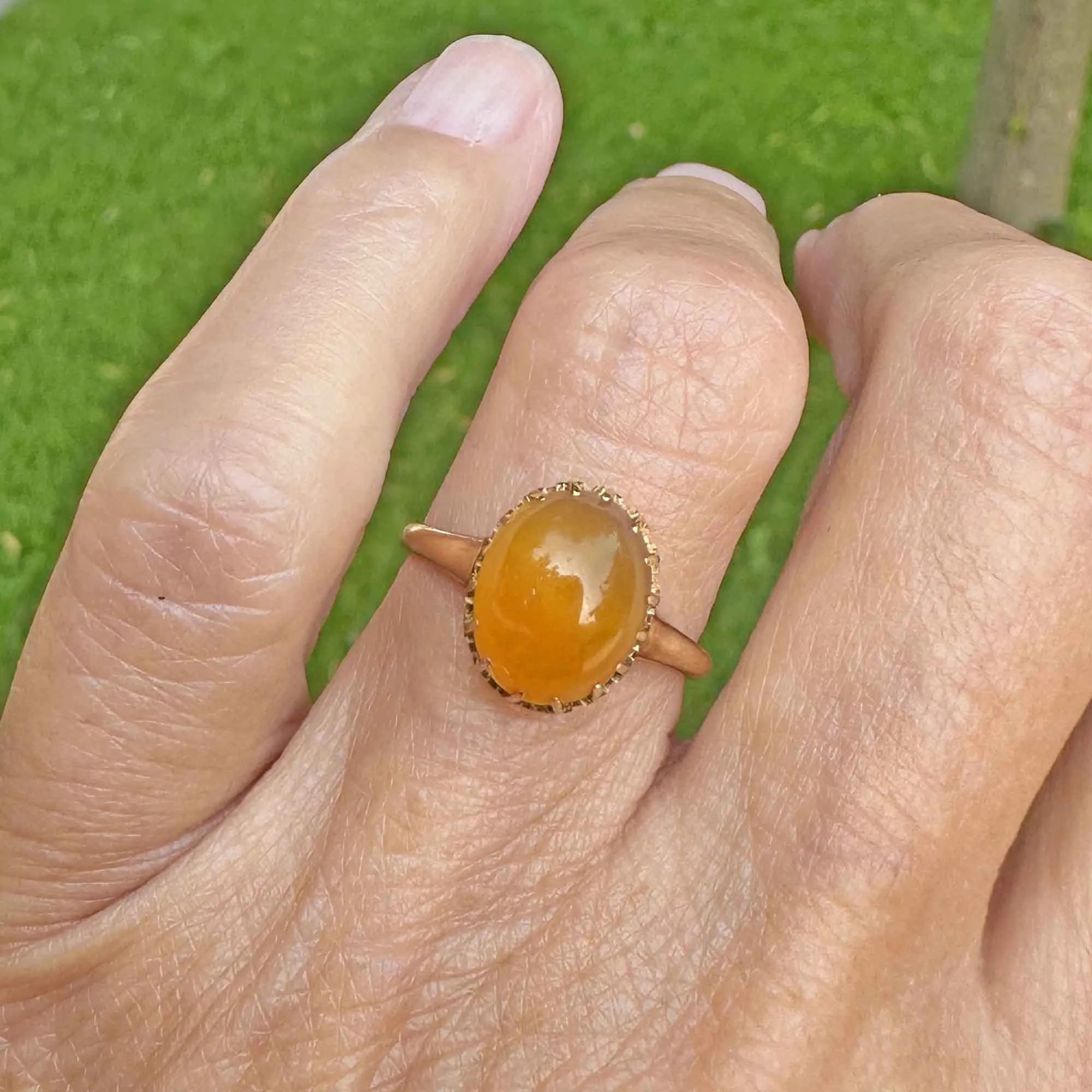 Antique 14K Gold Fleur de Lis Chalcedony Cabochon Ring